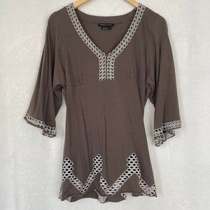 BCBGMaxAzria Top with Eyelet Butterfly Sleeves & Hem